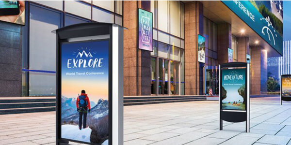 Transforming the Customer Experience with Digital Signage